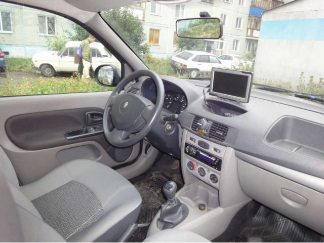 состояние нового авто в городе Омск, фото 4, Renault