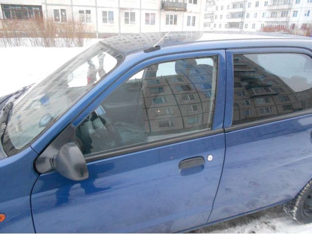 Продам автомобиль в хорошем состоянии 2002 г.выпуска в городе Волхов, фото 2, стоимость: 180 000 руб.