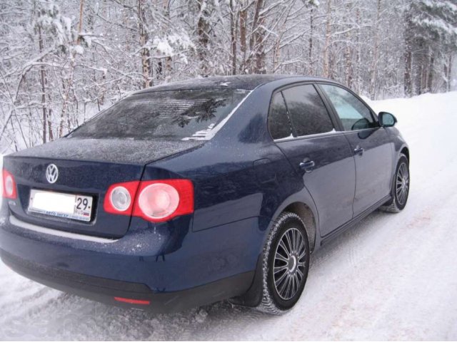 Продаю Volkswagen Jetta (V ) 2009 года выпуска в городе Северодвинск, фото 3, стоимость: 570 000 руб.
