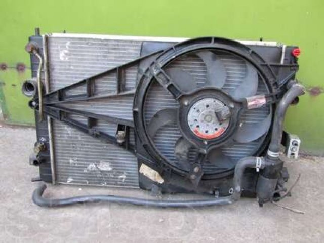 Вентилятор омега б. Радиатор охлаждения Омега б 2.2. Вентилятор Опель Омега б 2.5. Радиатор Opel Omega a. Радиатор Опель Омега б.