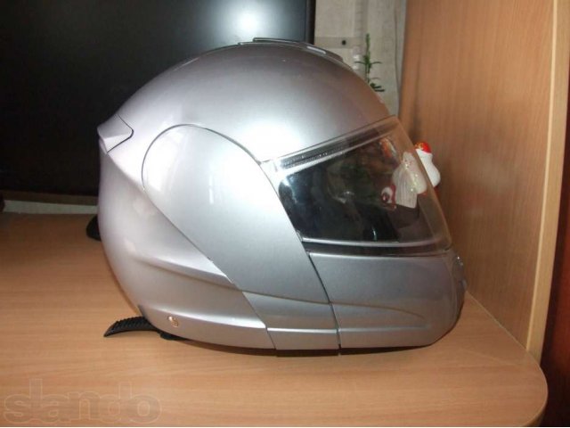 Шлем мотоциклетный в городе Калуга, фото 1, стоимость: 9 500 руб.