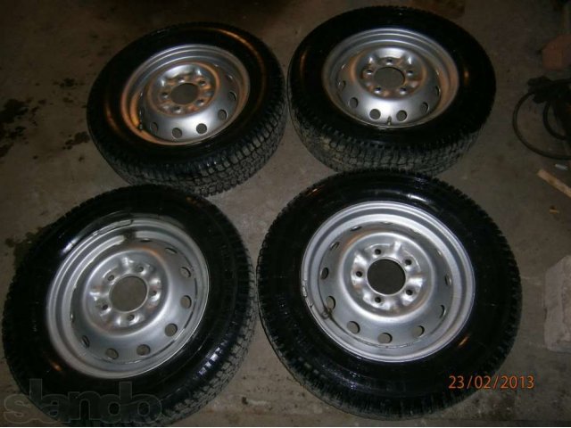 Продаю комплект колес на ВАЗ-21213. в городе Оренбург, фото 1, Шины, диски и колёса