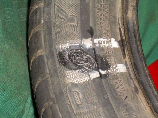 Боковые грыжи на шине. Шишка на резине сбоку. Ремонт боковой грыжи на шине. Грыжа на резине. Грыжа на колесе.