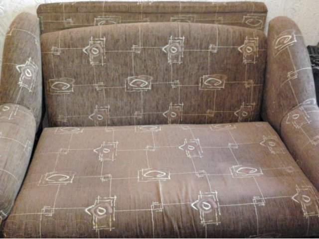 Продается диван в городе Астрахань, фото 1, стоимость: 6 000 руб.