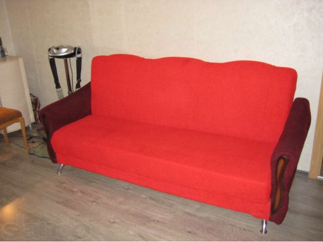 Продается диван красного цвета в городе Кольчугино, фото 1, Мягкая мебель