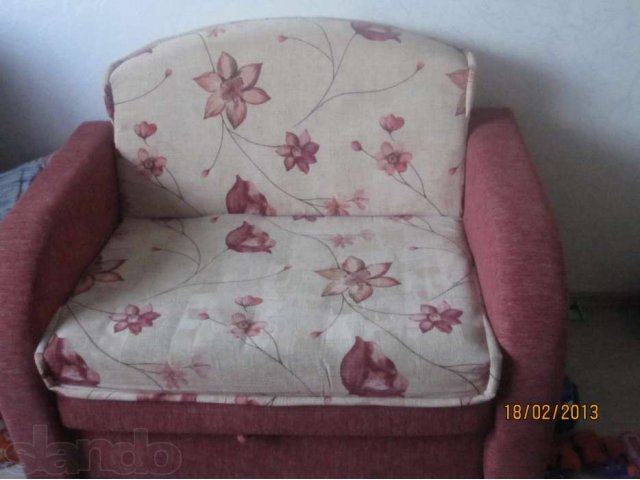 Мини диван в городе Набережные Челны, фото 1, стоимость: 3 000 руб.