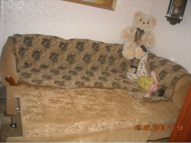 Продам угловой диван в отличном состоянии в связи с переездом 12000 в городе Липецк, фото 1, Липецкая область