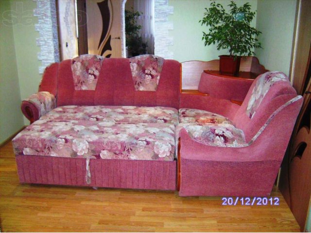 продам прекрасную мягкую мебель с креслом б/у 6 мес. в городе Искитим, фото 1, Мягкая мебель