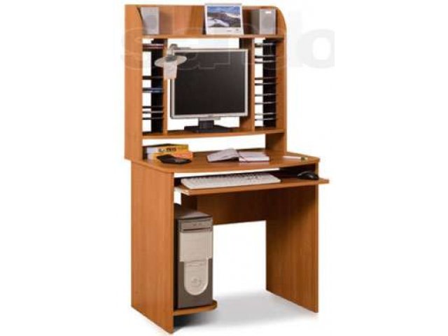 компьютерный стол в городе Астрахань, фото 1, стоимость: 2 000 руб.