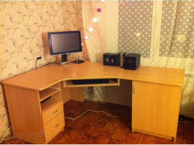 Компьютерный стол в городе Калининград, фото 1, Столы и стулья