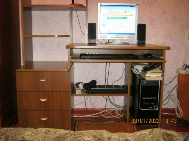 Продам компьютерный стол в городе Улан-Удэ, фото 3, Столы и стулья
