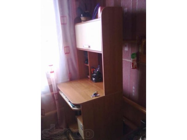 стол письменный в городе Астрахань, фото 3, Столы и стулья
