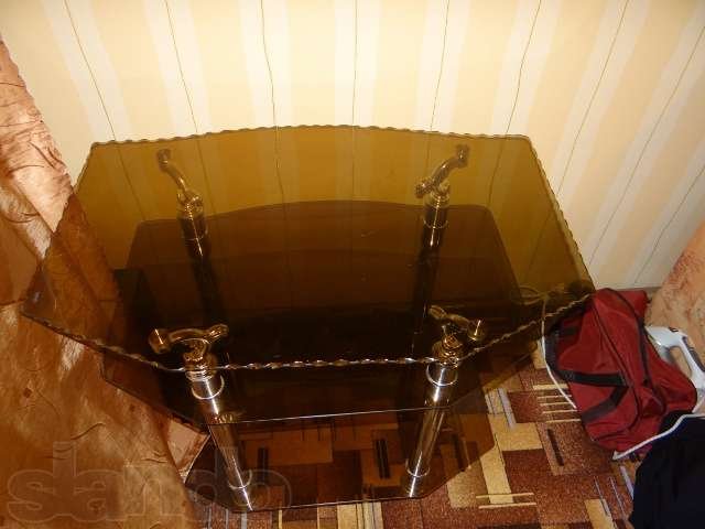 Продам стеклянный стол в городе Петропавловск-Камчатский, фото 1, Столы и стулья