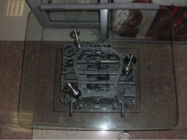 Журнальный столик из блока двигателя в городе Хабаровск, фото 1, Столы и стулья