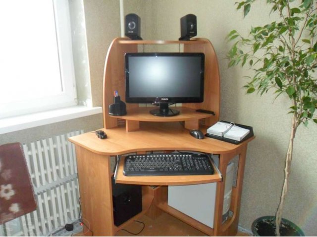 Компьютерный стол в городе Камышин, фото 2, Волгоградская область