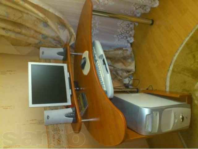 Продаю компьютерный стол в городе Калуга, фото 1, Столы и стулья