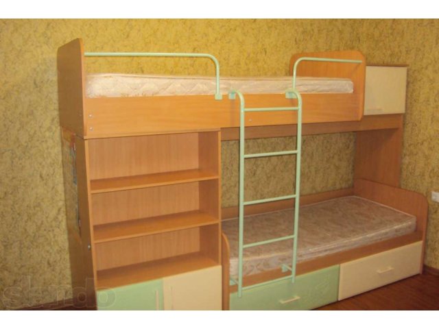 ПРОДАМ детский двухярусный мебельный гарнитур МАУГЛИ в городе Полтавская, фото 1, Спальные гарнитуры