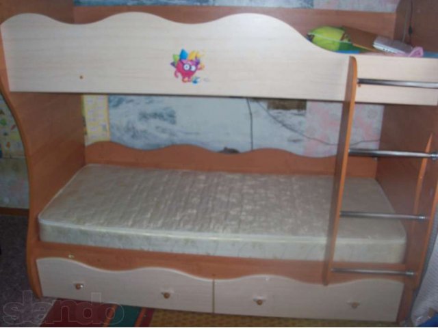 2х ярусная кровать с матрасом в городе Заринск, фото 1, Кровати