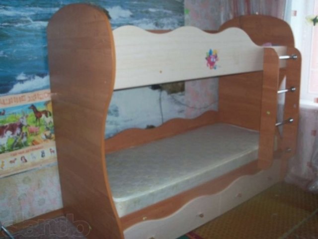 2х ярусная кровать с матрасом в городе Заринск, фото 2, Алтайский край