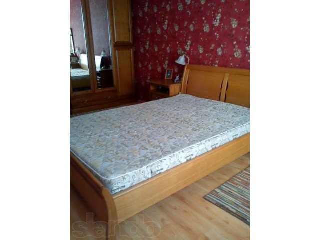 Двуспальная кровать в городе Кемерово, фото 1, стоимость: 18 000 руб.