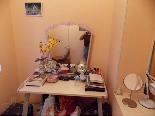 продам столик для девочки/девушки в городе Новороссийск, фото 1, стоимость: 5 000 руб.