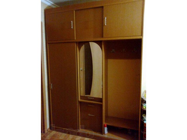 Продам шкаф для прихожей в городе Тюмень, фото 1, стоимость: 4 000 руб.