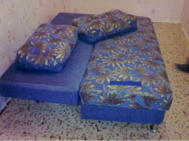 Продам диван в городе Челябинск, фото 1, стоимость: 4 000 руб.