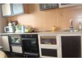 продам кухонный гарнитур со встроенной техникой в городе Черногорск, фото 1, Хакасия