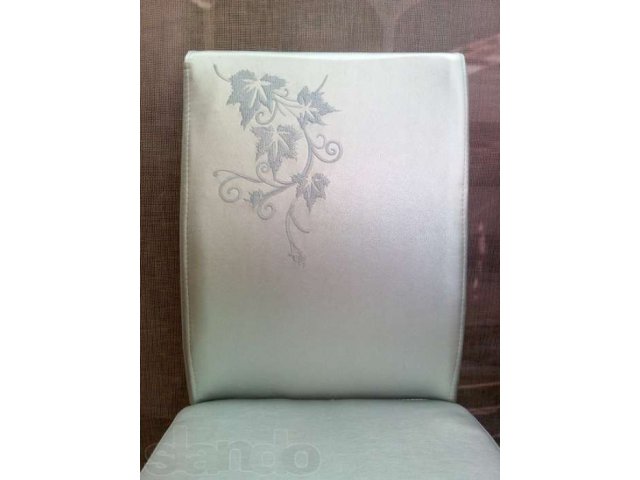 Удобный мягкий стул из кожзама в городе Владивосток, фото 2, Приморский край