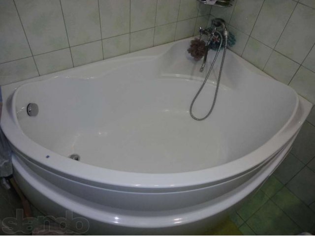 продается ванная акриловая, глубокая, б/у в городе Нефтеюганск, фото 1, стоимость: 9 000 руб.