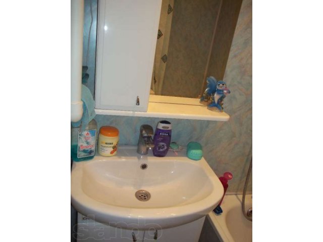 Раковина с тумбочкой и зеркалом в городе Оренбург, фото 3, Мебель для ванной комнаты