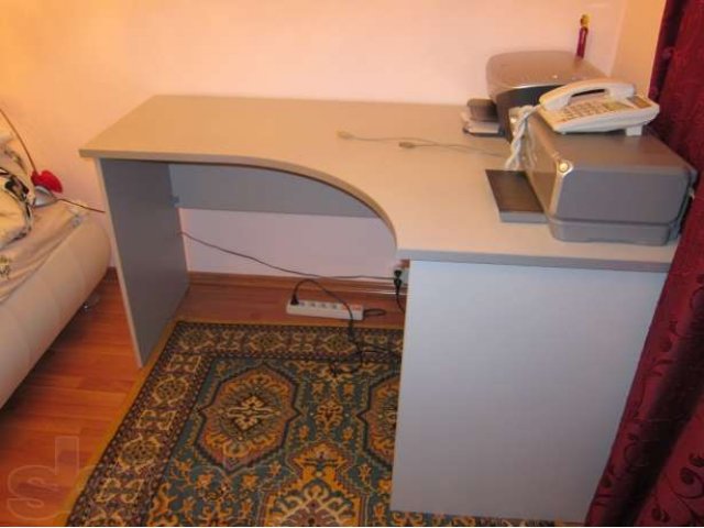 Письменный стол,серый,удобный для принтеров. в городе Москва, фото 5, Московская область