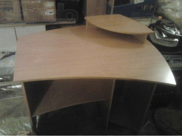 Компьютерный стол в городе Волгоград, фото 1, Столы