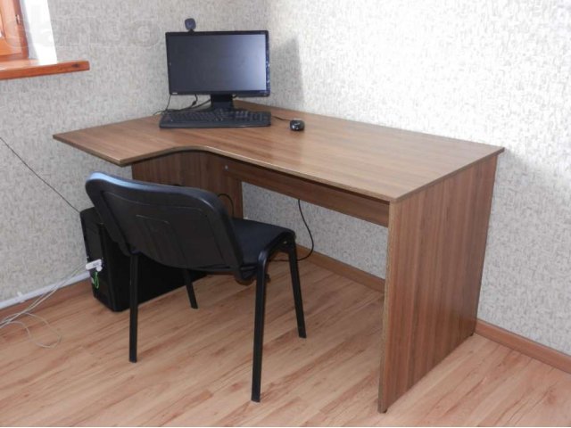 Продам стол эргономичный, левый, б/у в городе Курск, фото 1, стоимость: 2 100 руб.