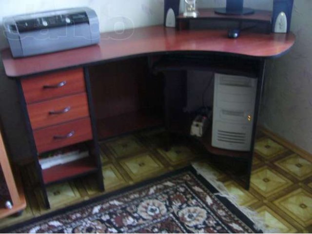 Продам компьютерный стол в городе Ижевск, фото 1, стоимость: 6 500 руб.