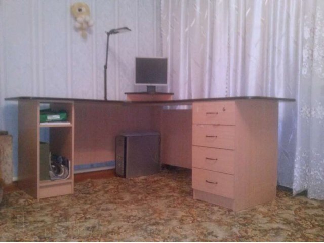 Продается офисный стол в городе Тимашевск, фото 1, Столы