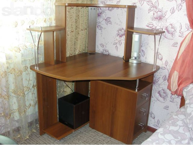 Продам компьюторный стол в городе Новокузнецк, фото 1, стоимость: 6 000 руб.