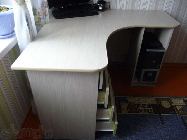 продам письменный стол в городе Златоуст, фото 2, стоимость: 4 500 руб.