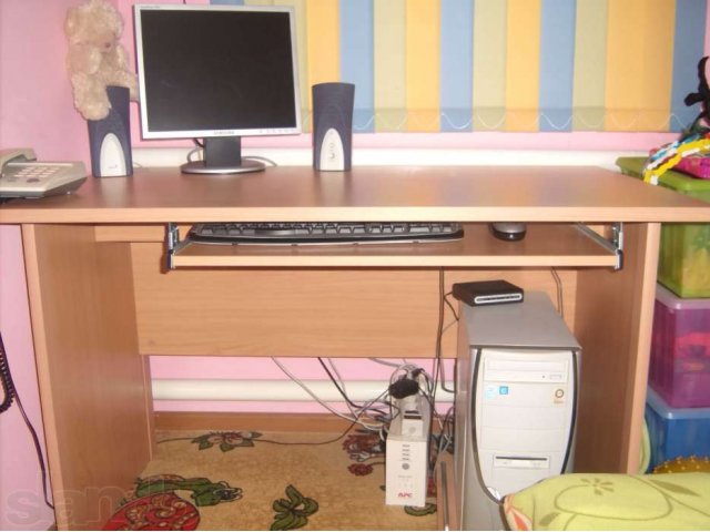 продается компьютерный стол,тумба,стул в городе Ейск, фото 4, стоимость: 6 000 руб.