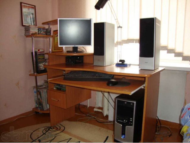 Продам стол вместе с компьютером в городе Дивногорск, фото 1, стоимость: 9 000 руб.