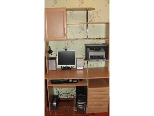 Продаю компьютерный стол в городе Волгоград, фото 1, стоимость: 5 000 руб.