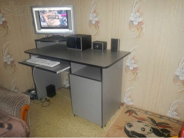 Продам компьютерный стол в городе Саяногорск, фото 1, стоимость: 800 руб.
