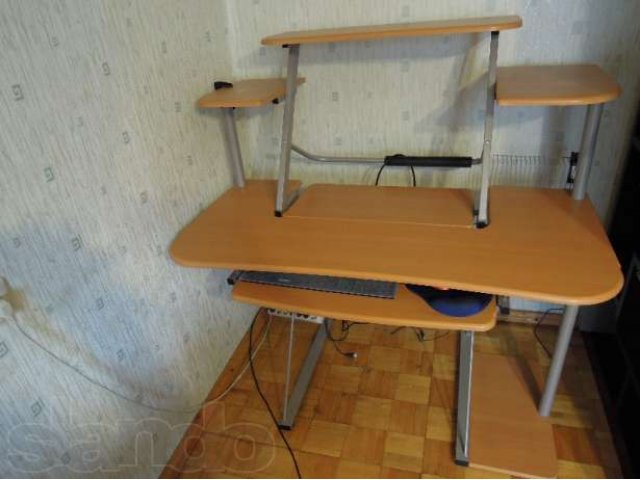 Продам компьютерный стол в городе Ижевск, фото 1, Столы