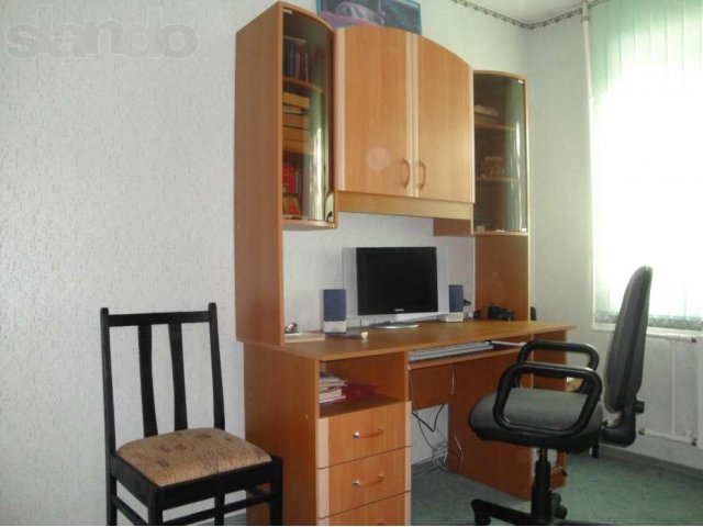Продается компьютерный стол в городе Петропавловск-Камчатский, фото 2, стоимость: 7 500 руб.