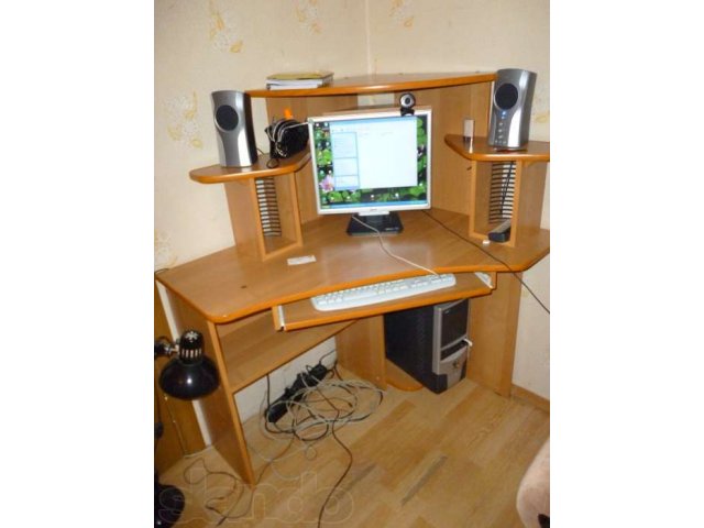 компьютерный стол в городе Архангельск, фото 1, стоимость: 4 000 руб.