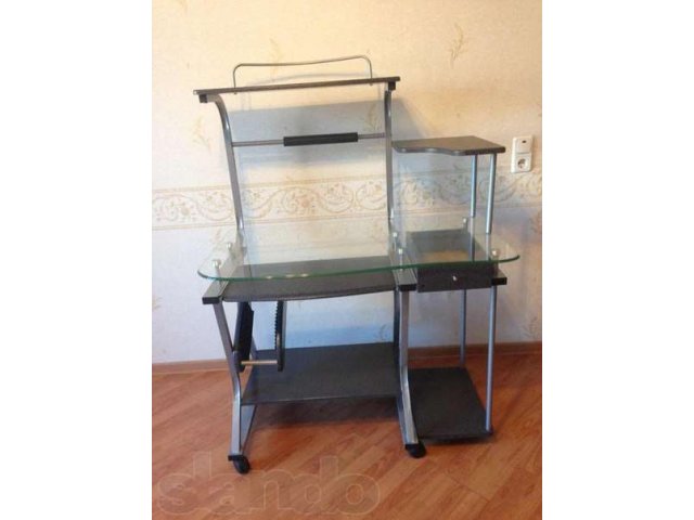 Продам компьютерный стол в городе Химки, фото 1, Столы