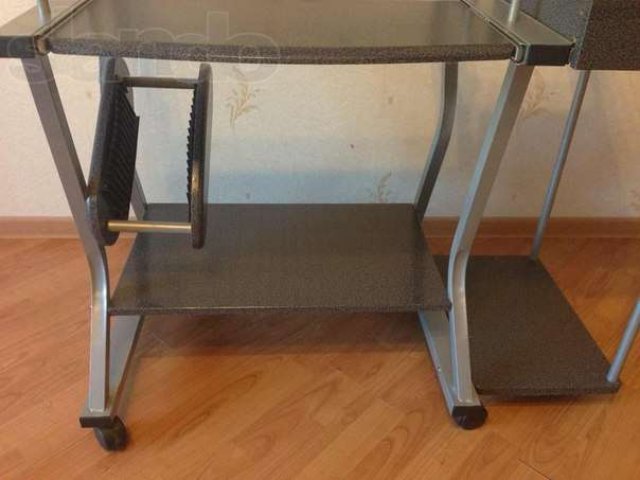 Продам компьютерный стол в городе Химки, фото 3, стоимость: 3 000 руб.