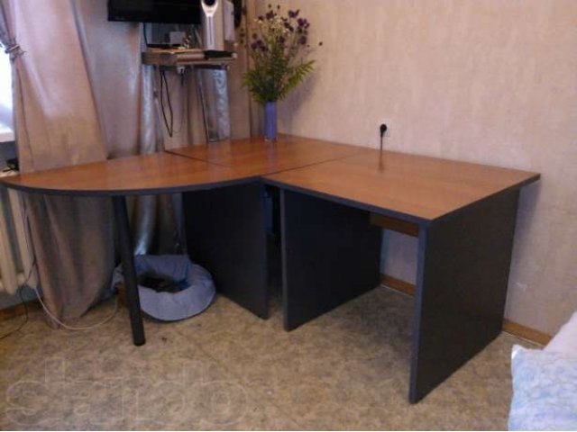 Стол производства Шатура-мебель. Угловой в городе Дубна, фото 1, стоимость: 4 500 руб.