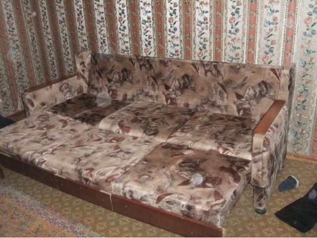 продам диван в городе Саратов, фото 1, стоимость: 2 000 руб.