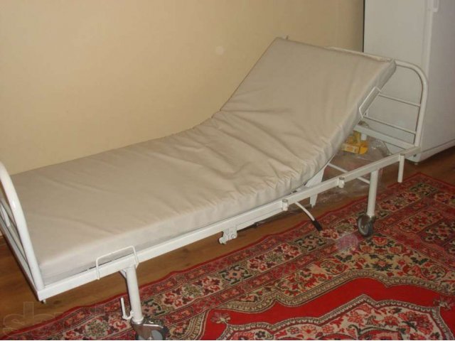 кровать многофункциональная-медецинская б/у + матрац в городе Барнаул, фото 1, Алтайский край